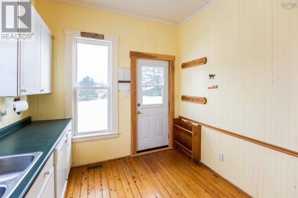 Living room - 3761 Highway 3, Lower Argyle, NS B0W1W0 Photo 4