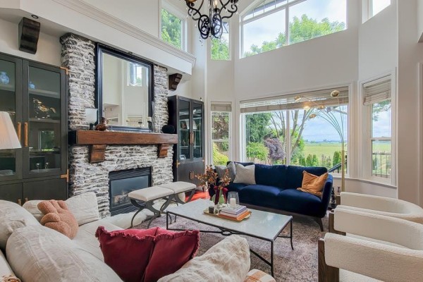 3762 159a Street, Surrey, BC V3Z0P1 Photo 2