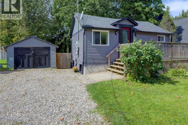2pc Bathroom - 3762 Nafziger Road, Wellesley, ON N0B2T0 Photo 2