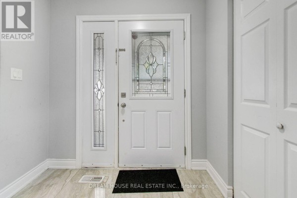 Bedroom - 3764 Wyewood Road, Mississauga, ON L4T2A2 Photo 5