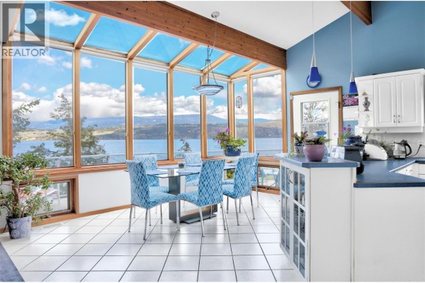 3765 Westside Road N, Kelowna, BC, photo 2
