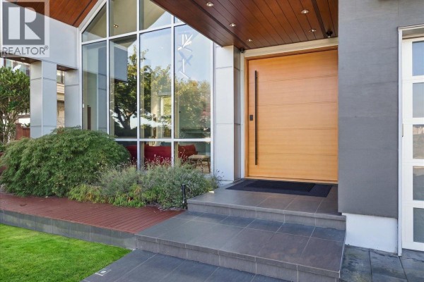3768 River Road, Richmond, BC V7C5M5 Photo 4