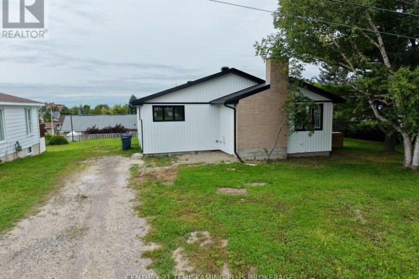 Residential for sale at 377 Joyal Drive, Temiskaming Shores, ON - MLS® HeqQso