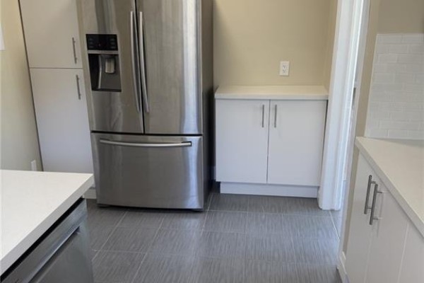 377 Martin Street Unit# Upper, Milton, ON, photo 3