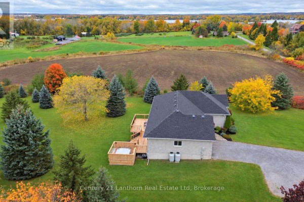 377 Pulver Road, Prince Edward County, ON K0K1L0 Photo 3