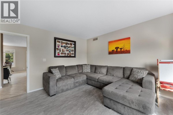 Bedroom - 3772 Glenway Road, West Kelowna, BC V4T1E3 Photo 5
