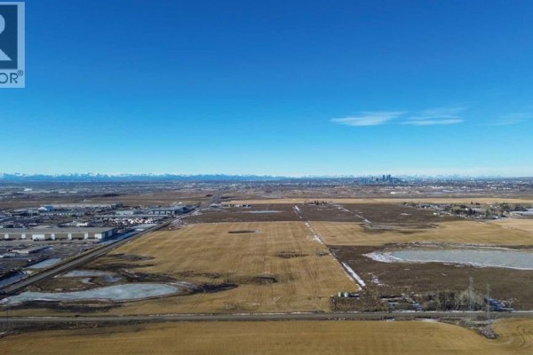 3775 100 Street Se, Calgary, AB, photo 3