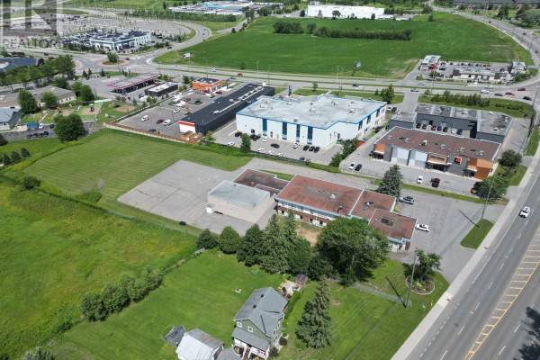 3775 St Joseph Boulevard, Ottawa, ON K4A0N9 Photo 2