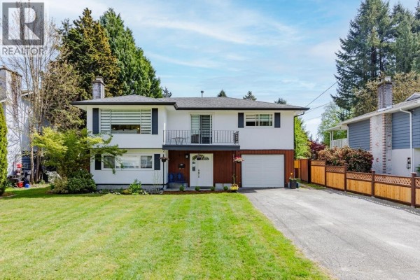 3778 Killarney Street, Port Coquitlam, BC V3B3G6 Photo 2