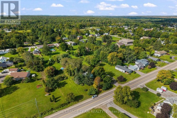 3779 Burnstown Road, Renfrew, ON K7V3Z4 Photo 4