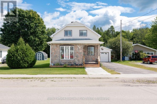 378 Nipissing Street, West Nipissing