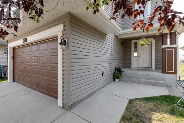 378 Sagewood Gardens Sw, Airdrie, AB, photo 3
