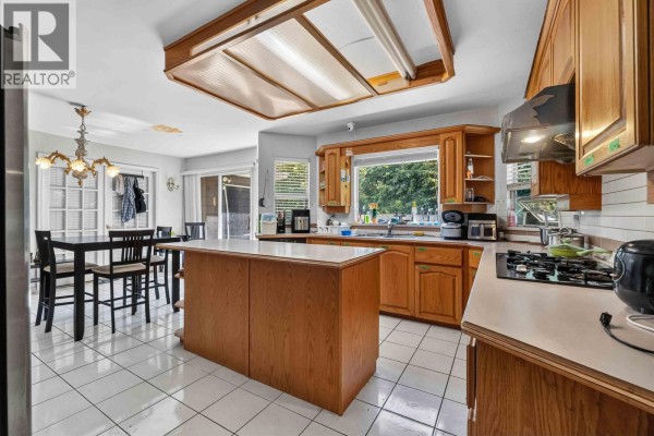 3780 Cunningham Drive, Richmond, BC V6X3N5 Photo 5