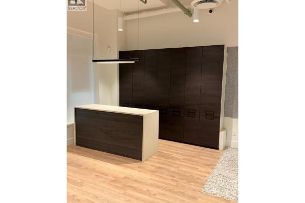 37804 Third Avenue, Squamish, BC V8B1B9 Photo 5