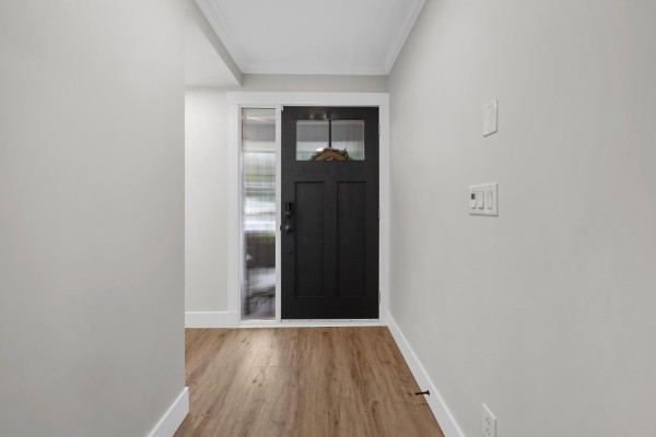 3781 Robson Drive, Abbotsford, BC V2S6E9 Photo 5