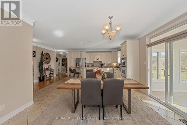 Dining room - 3782 Etienne Road, Ottawa, ON K0A3E0 Photo 4