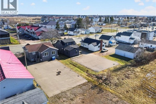 379 Champlain Street, Dieppe, NB E1A1P3 Photo 5