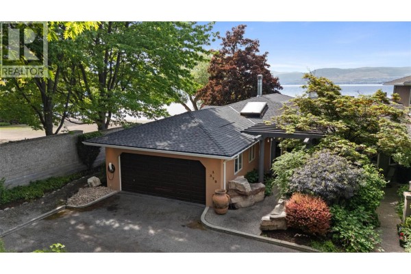 Primary Bedroom - 379 Collett Road Unit# 1, Kelowna, BC V1W3A3 Photo 5