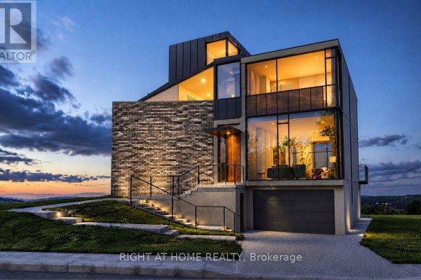 379 Ellis Park Road, Toronto, ON, photo 2