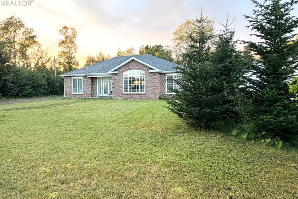 379 Grenfell Heights, Grand Falls Windsor, NL, photo 3