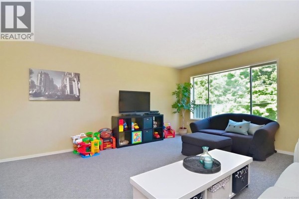 Bedroom - 379 Kislingbury Lane, View Royal, BC V9B5R2 Photo 4