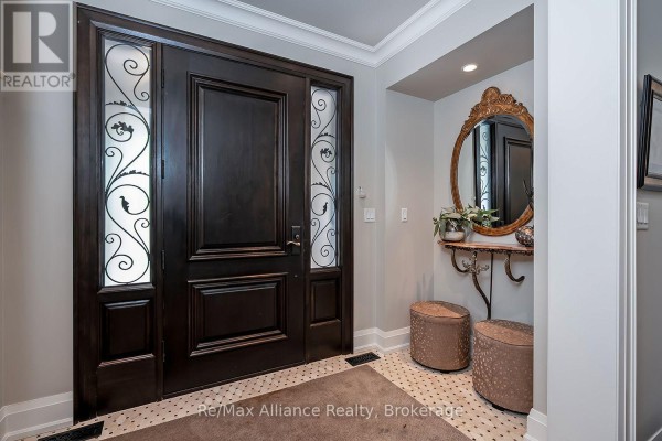 Utility room - 379 River Side Drive, Oakville, ON L6K3N6 Photo 5