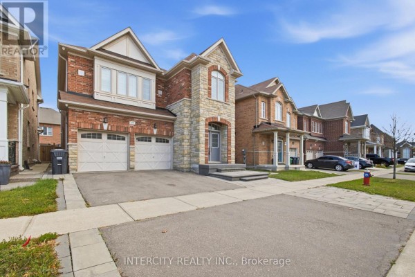 379 Robert Parkinson Drive, Brampton, ON L7A0C4 Photo 2