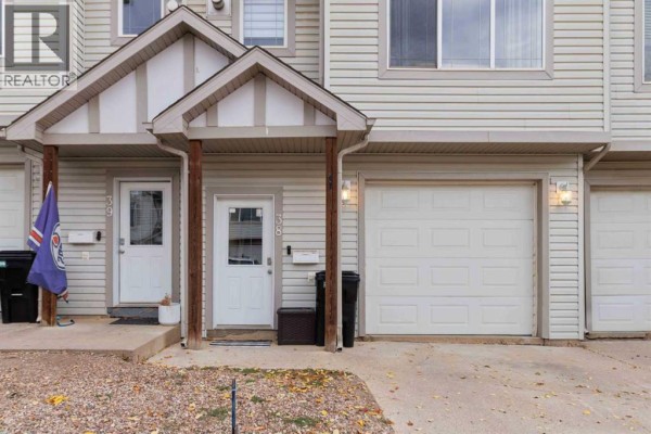 4pc Bathroom - 38, 240 Laffont Way, Fort Mcmurray, AB T9K2W2 Photo 5
