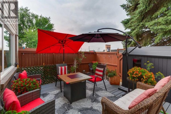 Living room - 38, 3620 51 Street Sw, Calgary, AB T3E6N7 Photo 2