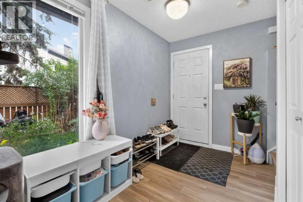 Primary Bedroom - 38, 4740 Dalton Drive Nw, Calgary, AB T3A2H4 Photo 3