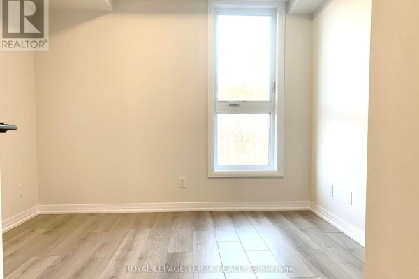 38 - 261 Woodbine Avenue, Kitchener, ON N2R0S7 Photo 5