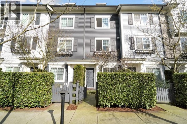 38 3010 Riverbend Drive, Coquitlam, BC V3C0B8 Photo 2