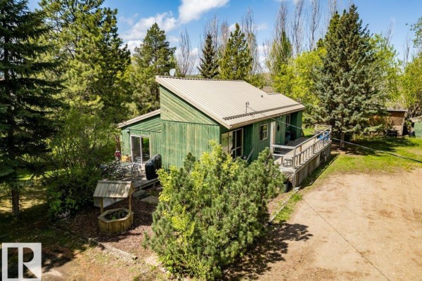 Kitchen - #38 55000 Lamoureux Dr, Rural Sturgeon County, AB T8L5A7 Photo 3