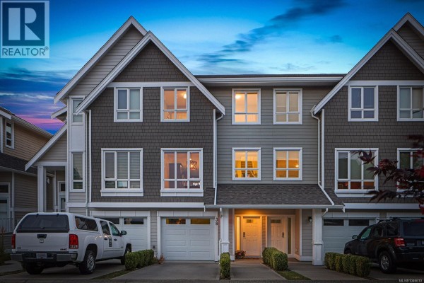 38 700 Lancaster Way, Comox, BC, photo 3