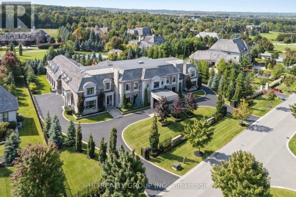 Great room - 38 Adena Meadows Way, Aurora, ON L4G7Y6 Photo 2