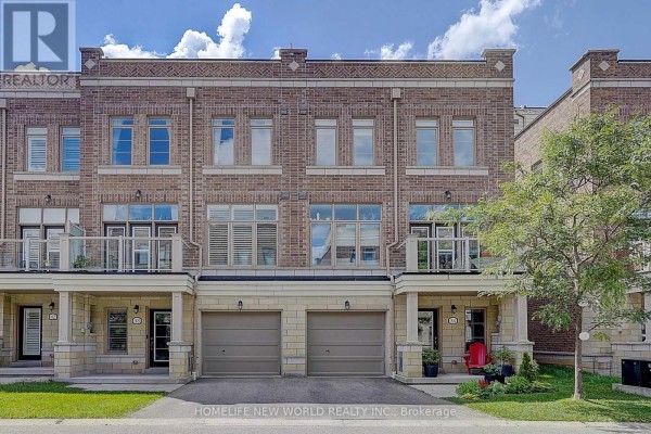 38 Arborea Lane, Whitchurch Stouffville, ON L4A1X1 Photo 2