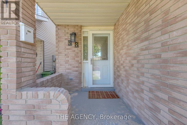 38 Athenia Drive, Hamilton, ON, photo 2
