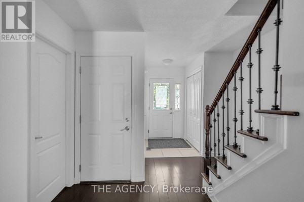 38 Athenia Drive, Hamilton, ON, photo 3