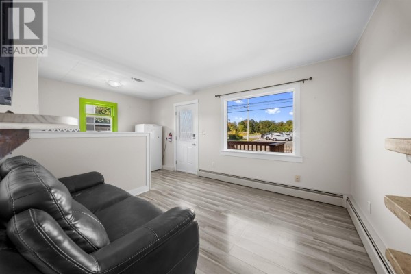 Living room - 38 Broadway Street, Kensington, PE C0B1M0 Photo 4
