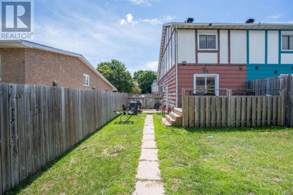 38 Cambridge Pl, Sault Ste  Marie, ON, photo 3