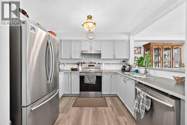 Primary Bedroom - 38 Country Village Landing Ne, Calgary, AB T3K5K1 Photo 5