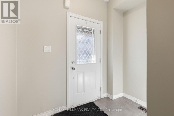 38 Deneb Street, Barrie, ON, photo 3