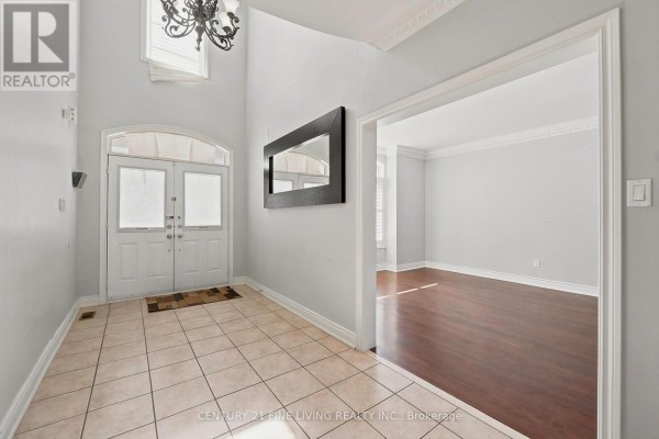 Recreational, Games room - 38 Eiffel Boulevard, Brampton, ON L6P1W3 Photo 4