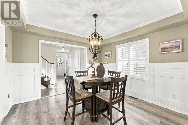 Living room - 38 Gallimere Court, Whitby, ON L1N0J5 Photo 5