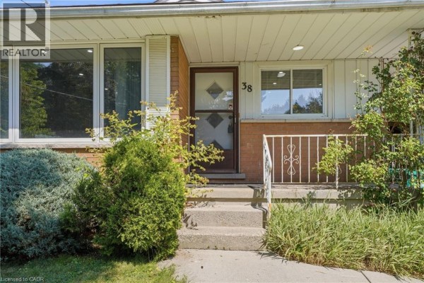 38 High Street, Waterloo, ON, photo 2