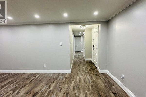 38 Jay Court Unit# Upper, Kitchener, ON, photo 3