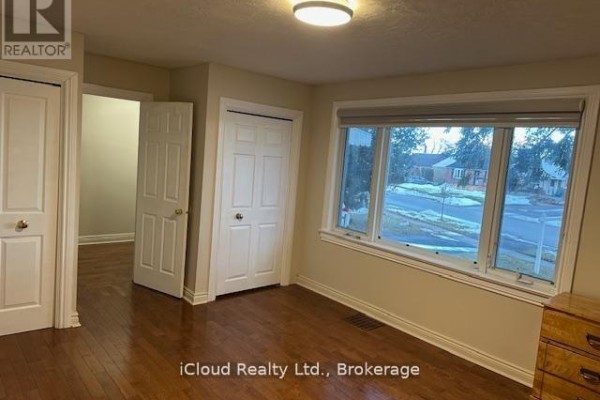 Bedroom 2 - 38 Kawartha Avenue, Oshawa, ON L1H3Y8 Photo 5