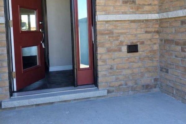 38 Ledgerock Court, Quinte West, ON K8R0A1 Photo 2
