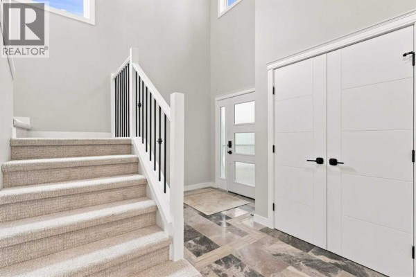 38 Lindman Avenue, Red Deer, AB, photo 3