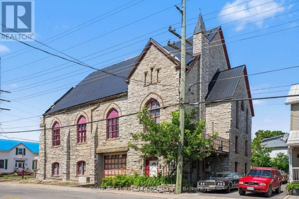 38 Main Street E, Mississippi Mills, ON, photo 2